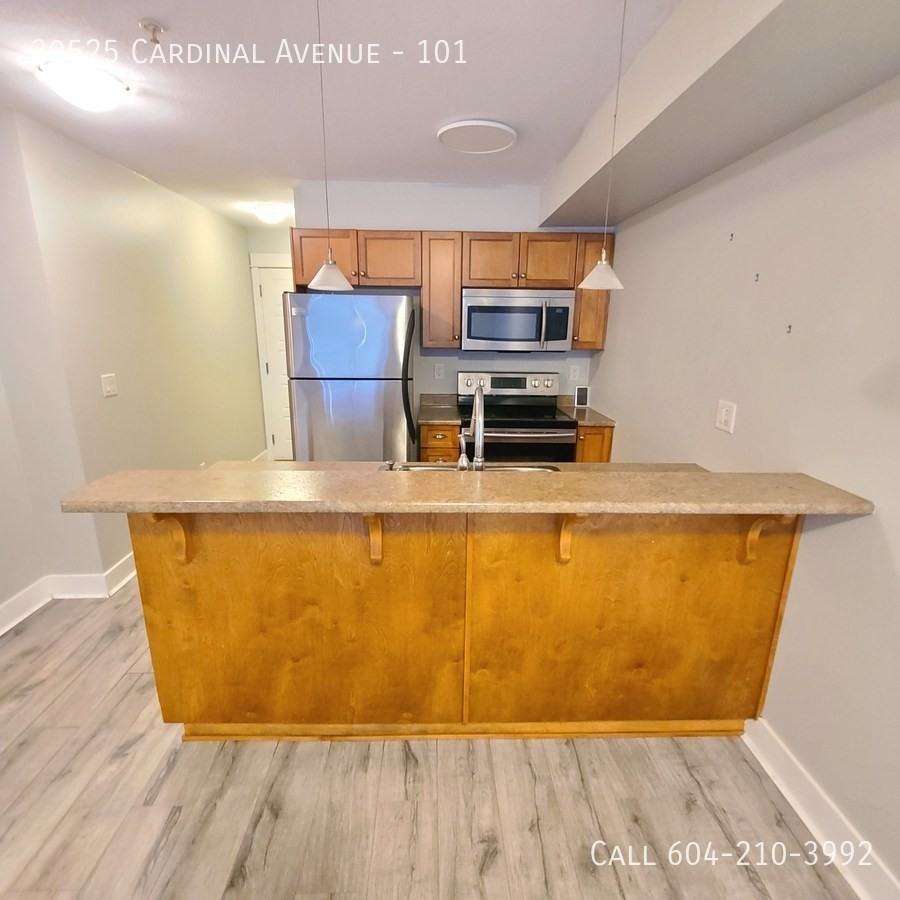 30525 Cardinal Ave #101
