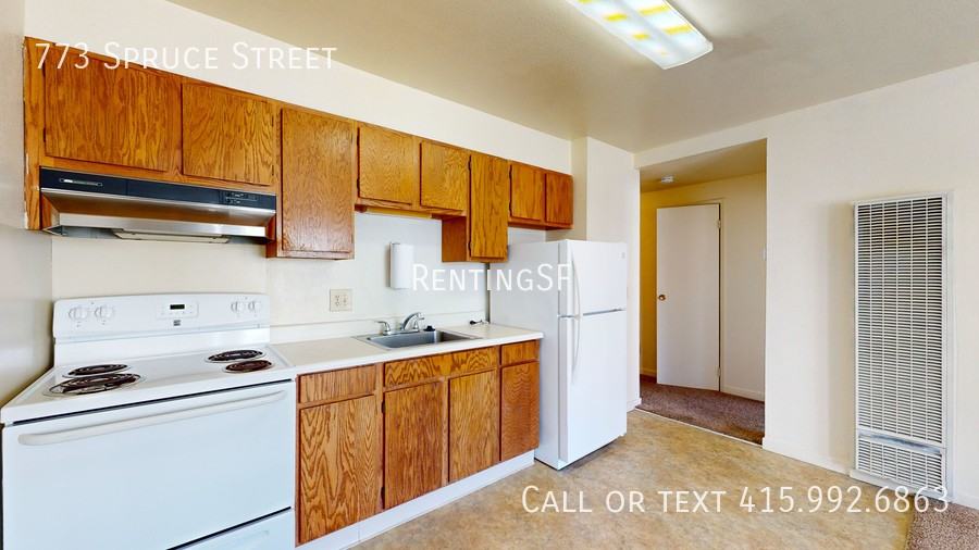 773 Spruce St - Photo 2 of 19