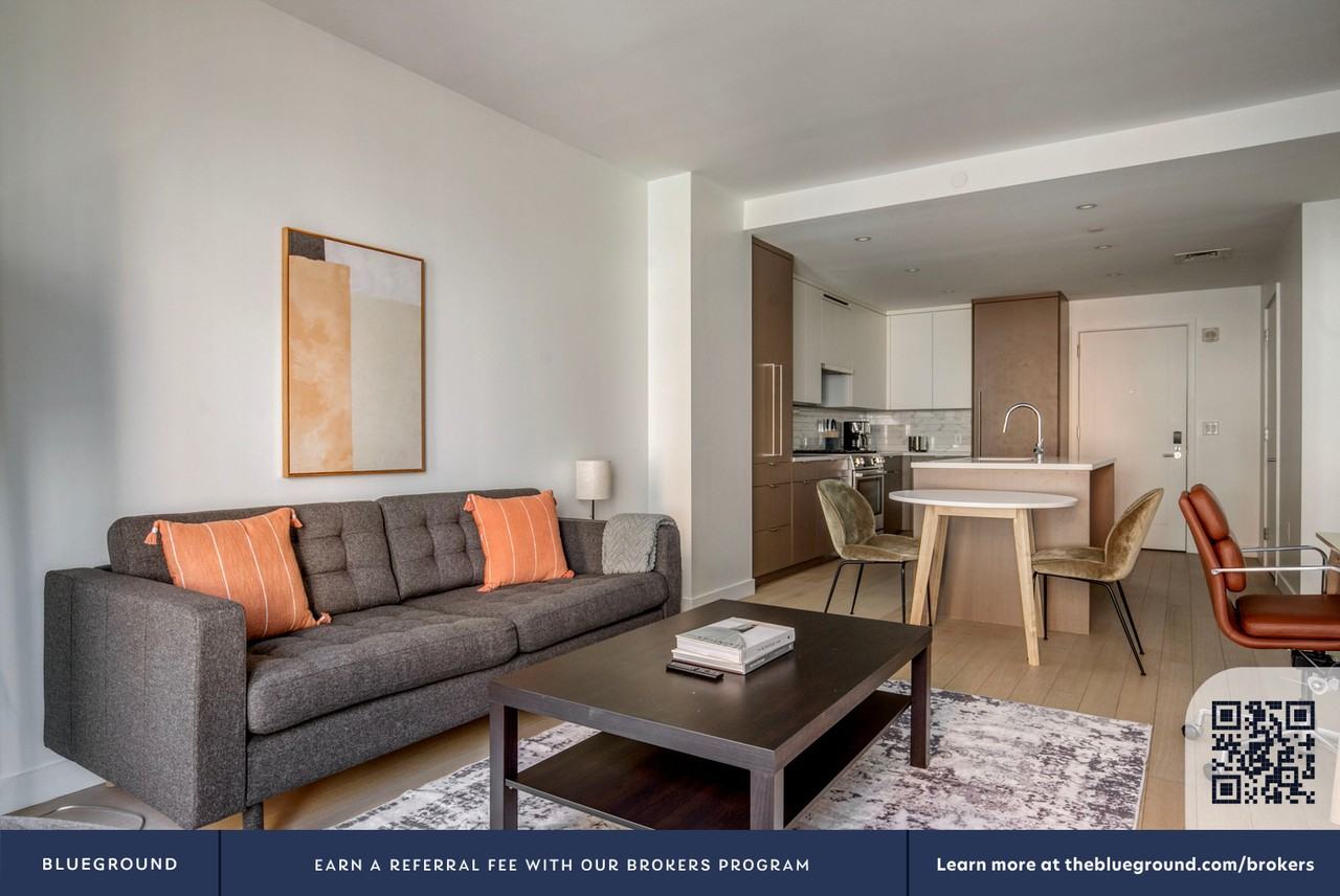 390 Harrison Avenue - Photo 5 of 44
