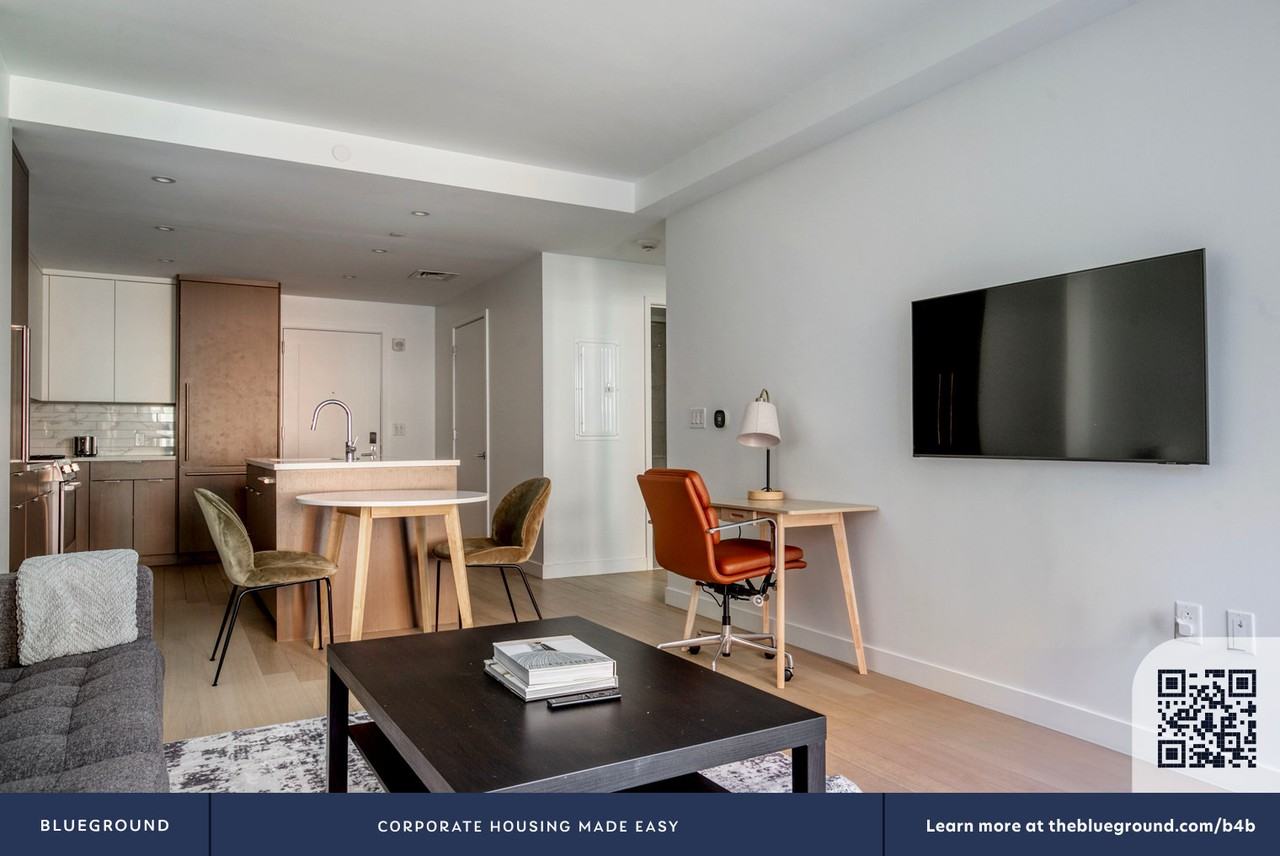 390 Harrison Avenue - Photo 6 of 44