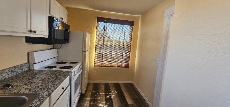 3311 Hueco Ave - Photo 2 of 11