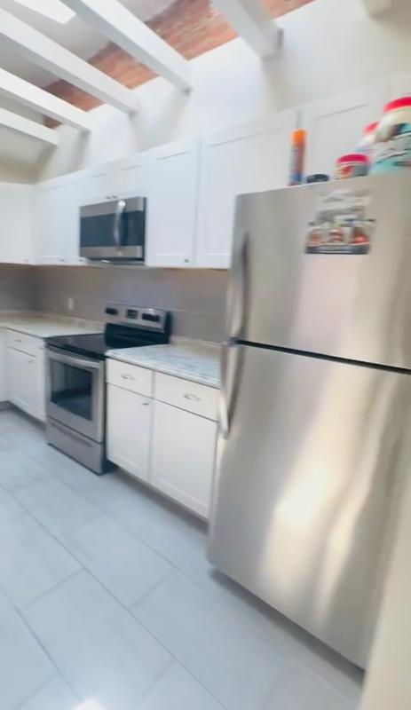 412 Chambers Ave #B - Photo 2 of 16