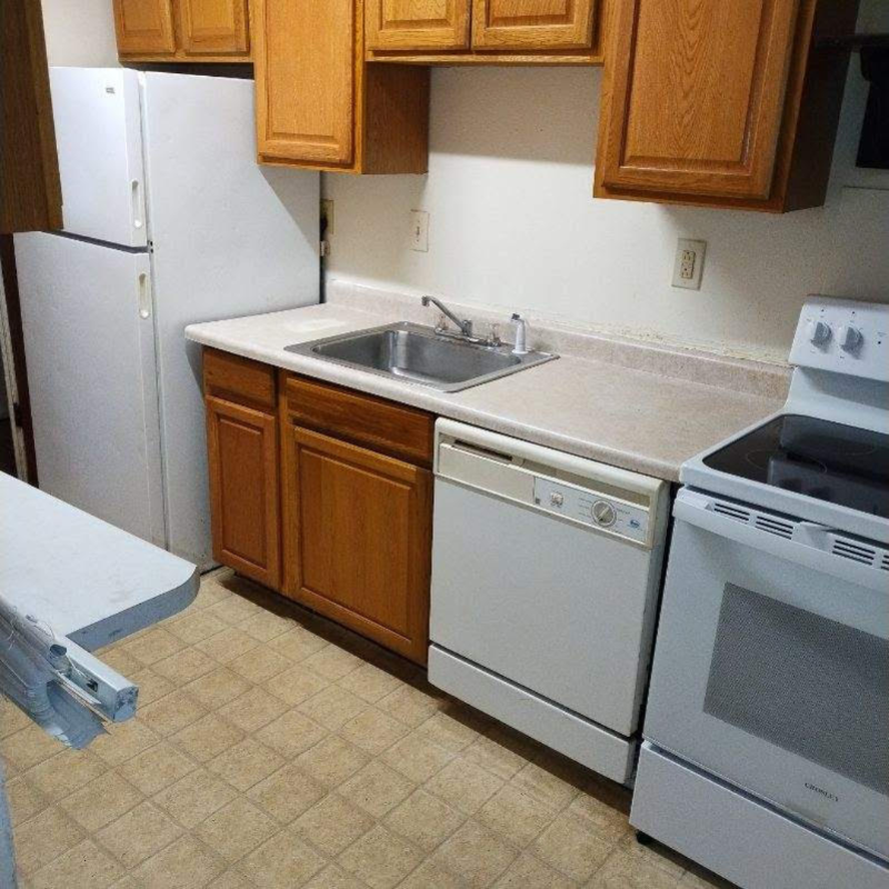 154 Cameron Rd - Photo 4 of 16