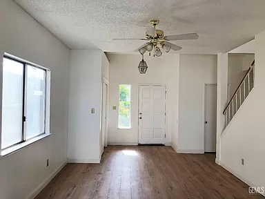 2812 Pecangrove Dr - Photo 2 of 12