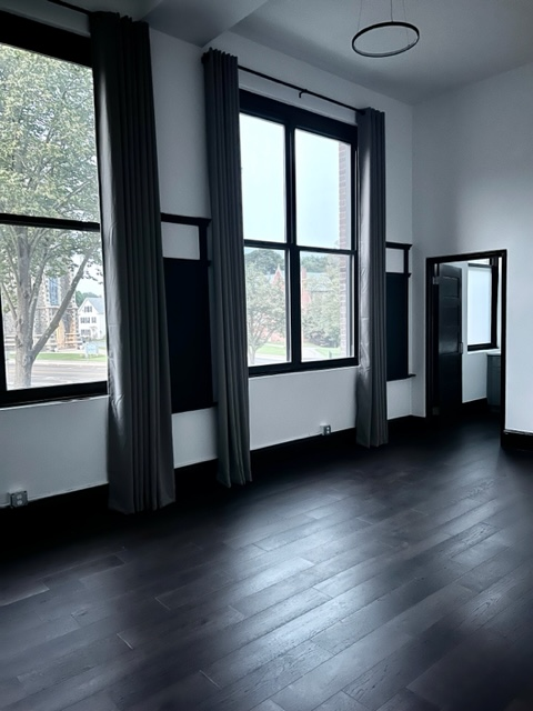 106 Washington St #201 - Photo 3 of 11