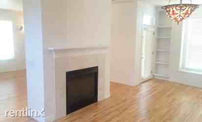8140 S Fairmount Dr - Photo 2 of 8