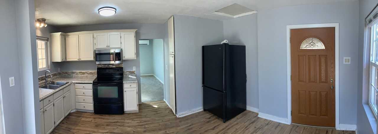 14602 Portland Avenue Southwest, Unit A - Photo 4 of 14