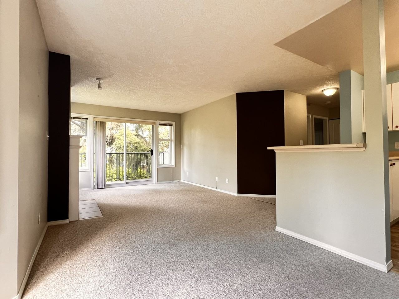 971 Mckenzie Avenue #204 - Photo 2 of 8