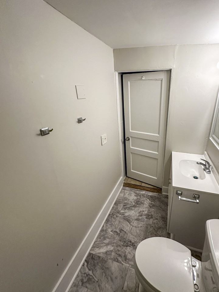 Avery Street - Photo 2 of 10