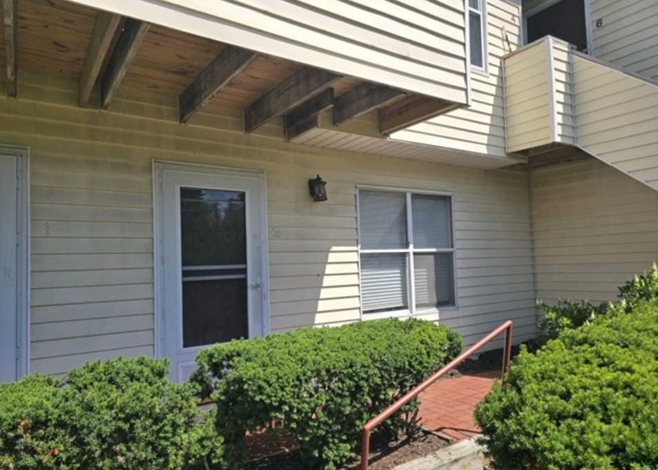 156 Liberty St Apt 3 #Apt 3