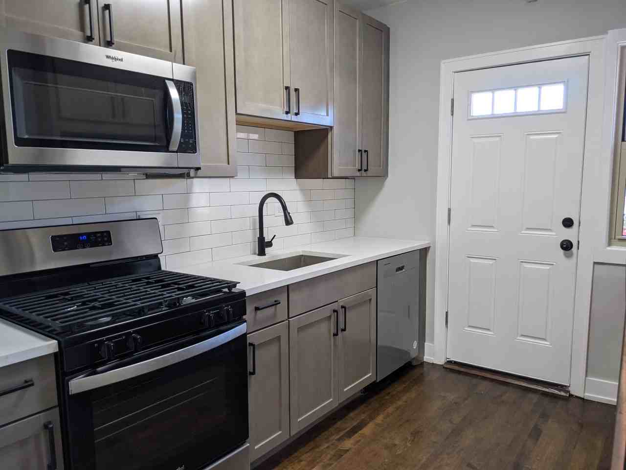 2537 Hartrey Ave #1 - Photo 3 of 15