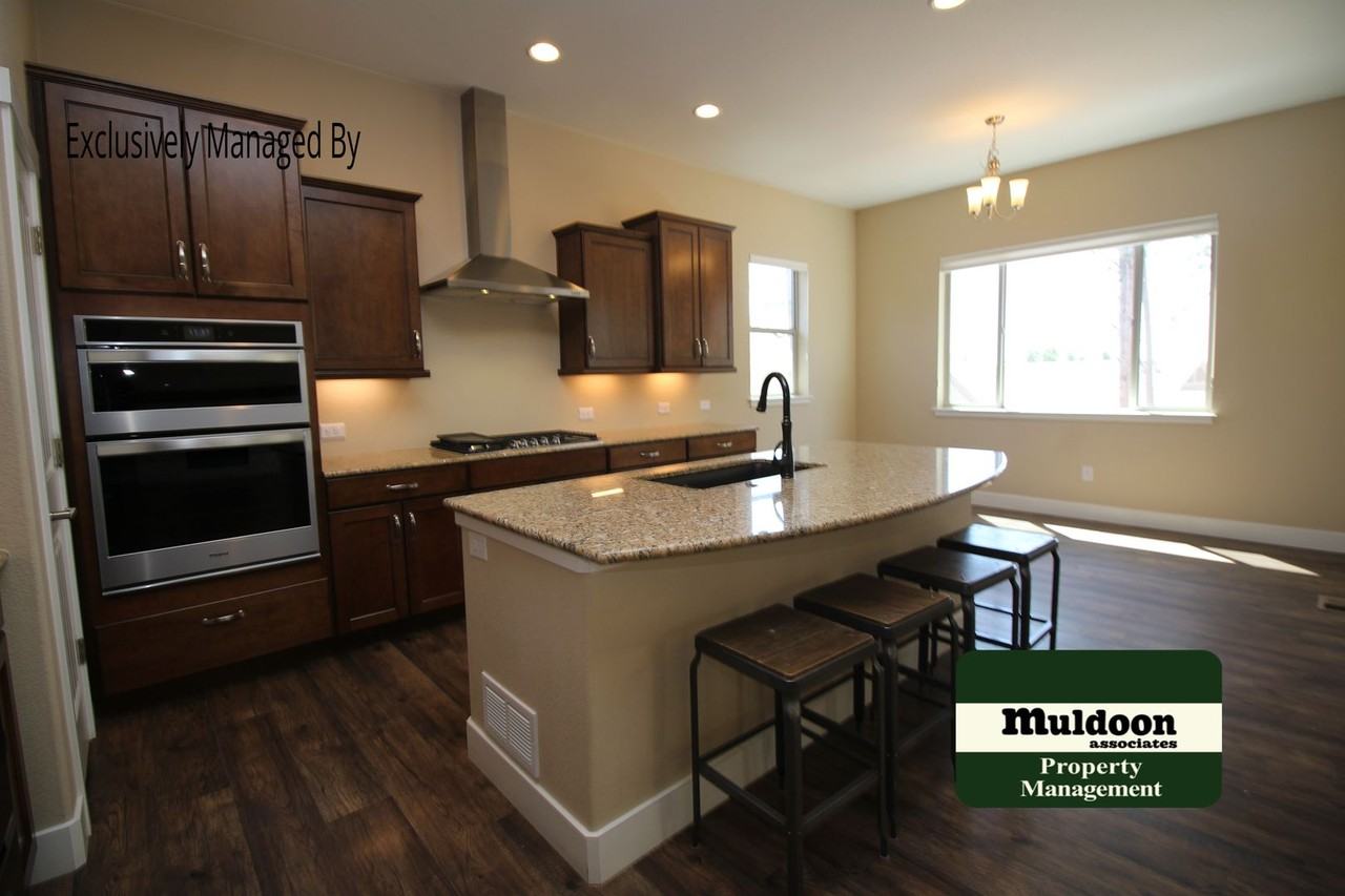 1535 Catnap Ln - Photo 3 of 25