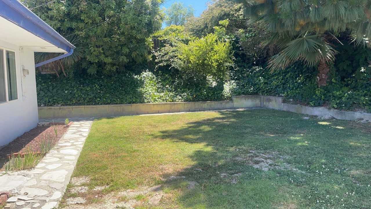 7002 Willowtree Dr - Photo 5 of 14