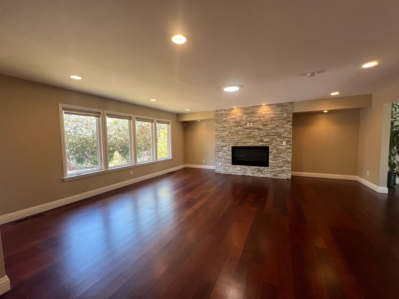 900 Highlands Cir - Photo 2 of 50