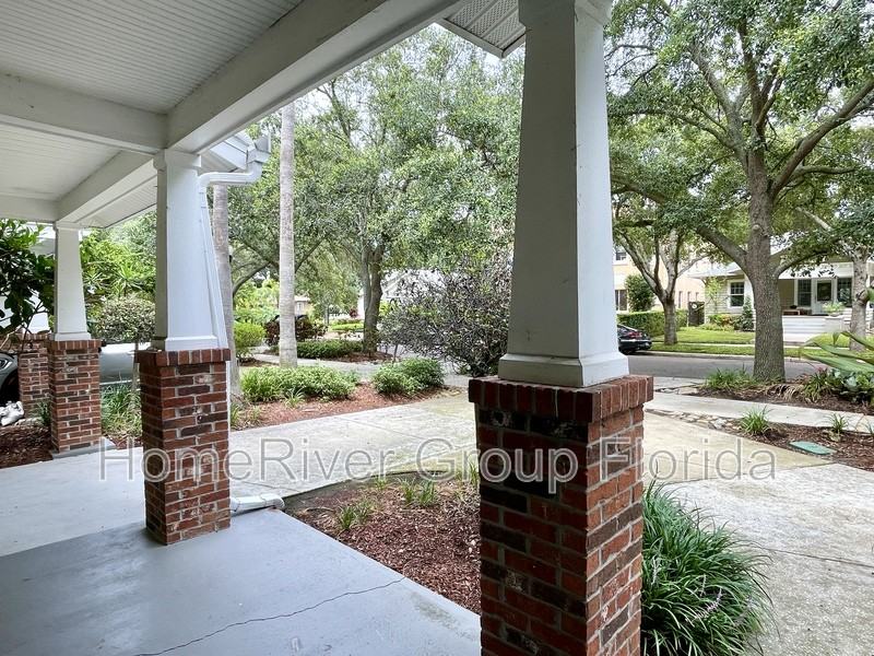 809 S Oregon Ave #B - Photo 2 of 34