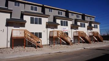 featured image of 2995 W Yale Ave