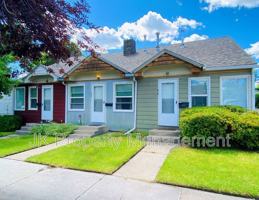 featured image of 208 9th St N