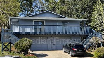 featured image of 1565 Fircrest Ct Se