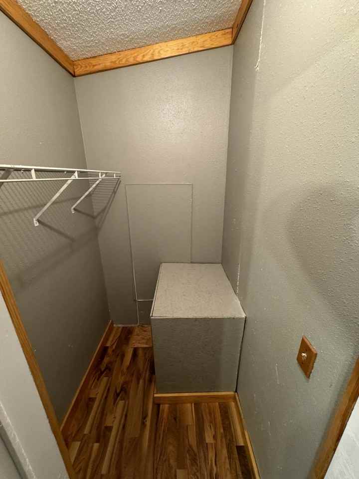 309 Mcconnell Ave - Photo 2 of 27