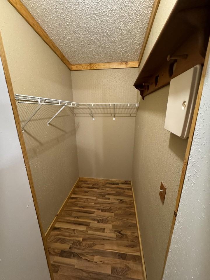 309 Mcconnell Ave - Photo 3 of 27