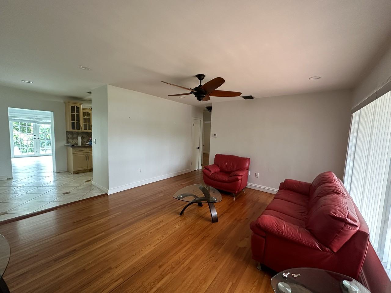 445 Ne 109Th St - Photo 2 of 23