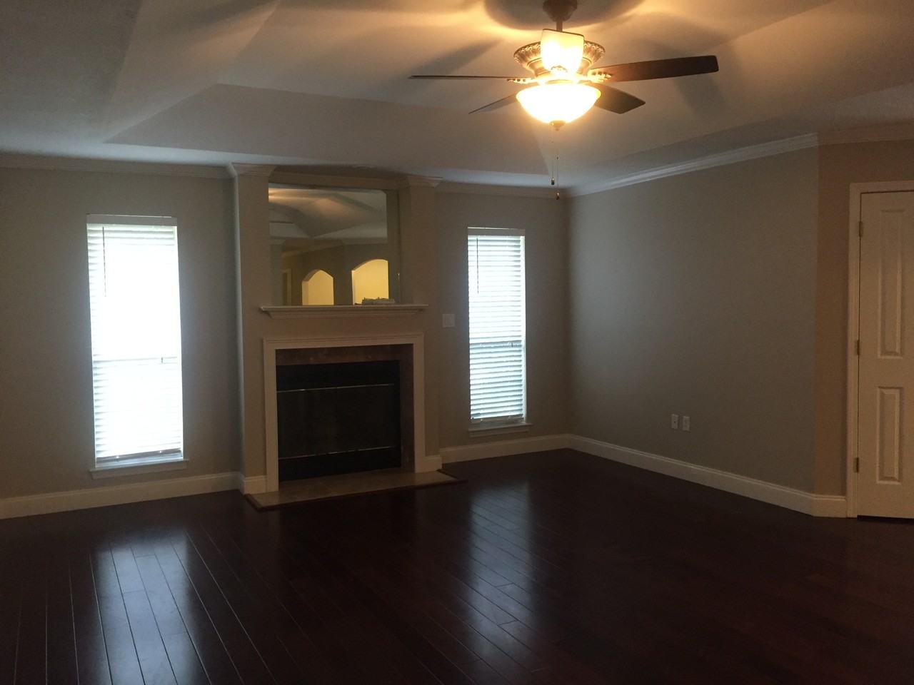 53 Hillcrest Dr - Photo 3 of 26