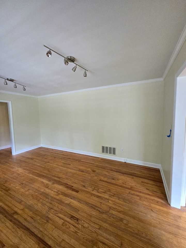 4914 Oak Park Rd - Photo 5 of 43