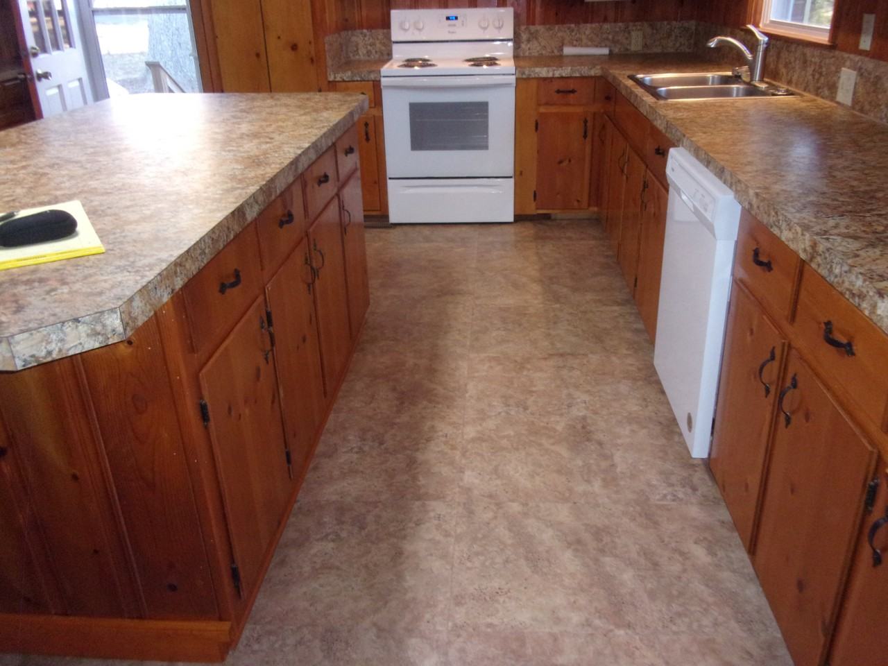 507 Valleyview Drive - Photo 3 of 14