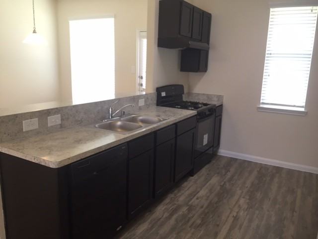 12342 Dona Ln - Photo 3 of 7