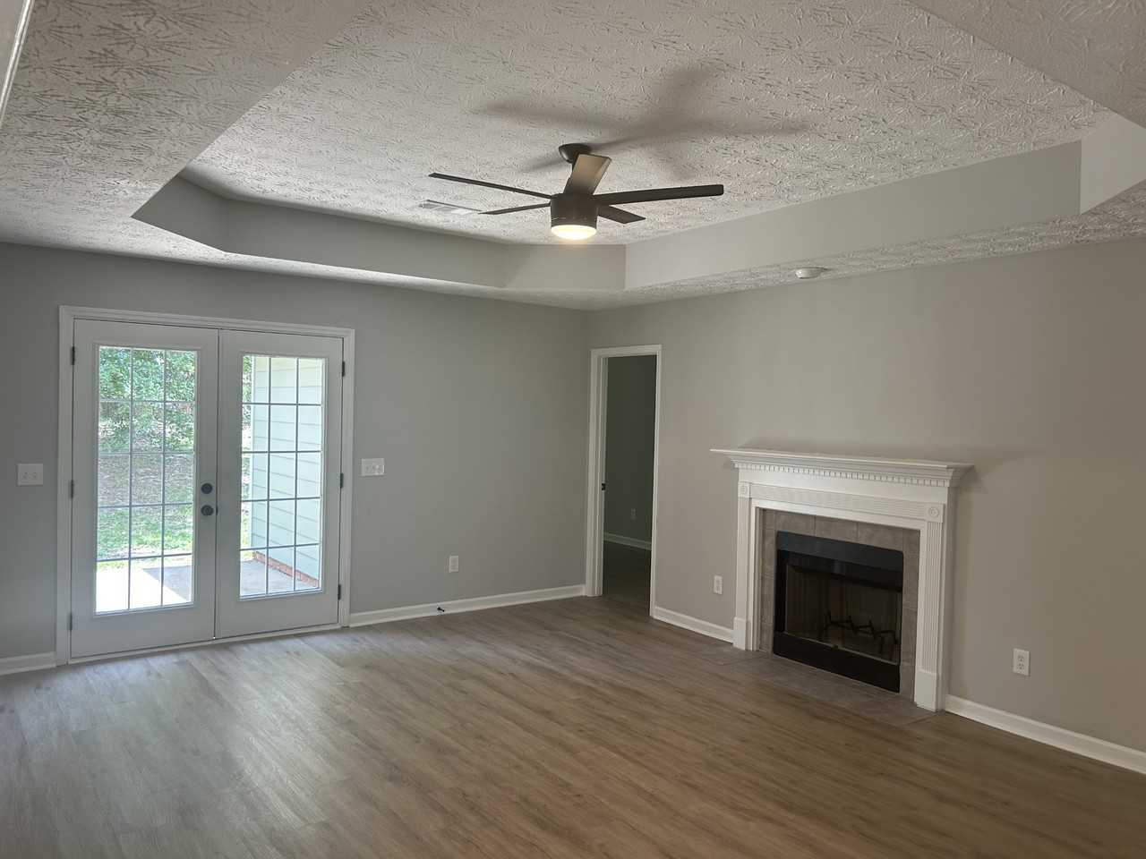 7001 Hunter Hill Ct - Photo 2 of 12