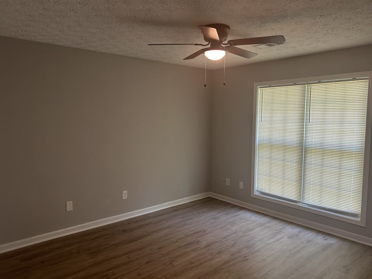 7001 Hunter Hill Ct - Photo 5 of 12