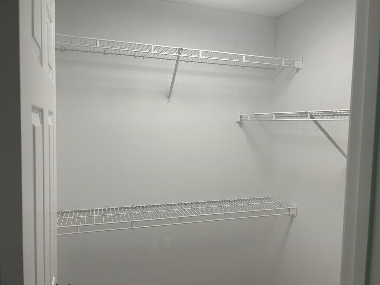 7001 Hunter Hill Ct - Photo 6 of 12