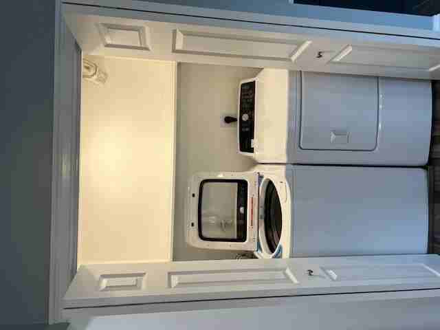 1103-1105 Chalkstone Ave - Photo 3 of 13