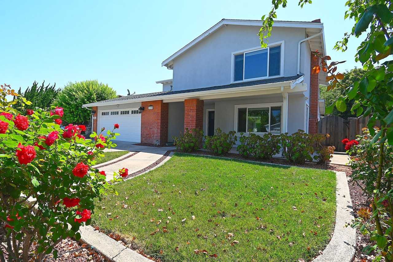 3332 Hogarth Pl - Photo 2 of 40