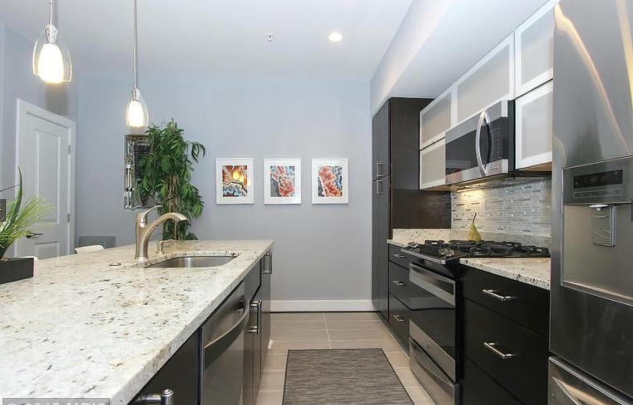 2116 3rd St Ne #A - Photo 3 of 16