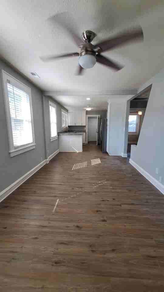 366 Merrimac Ave - Photo 2 of 15