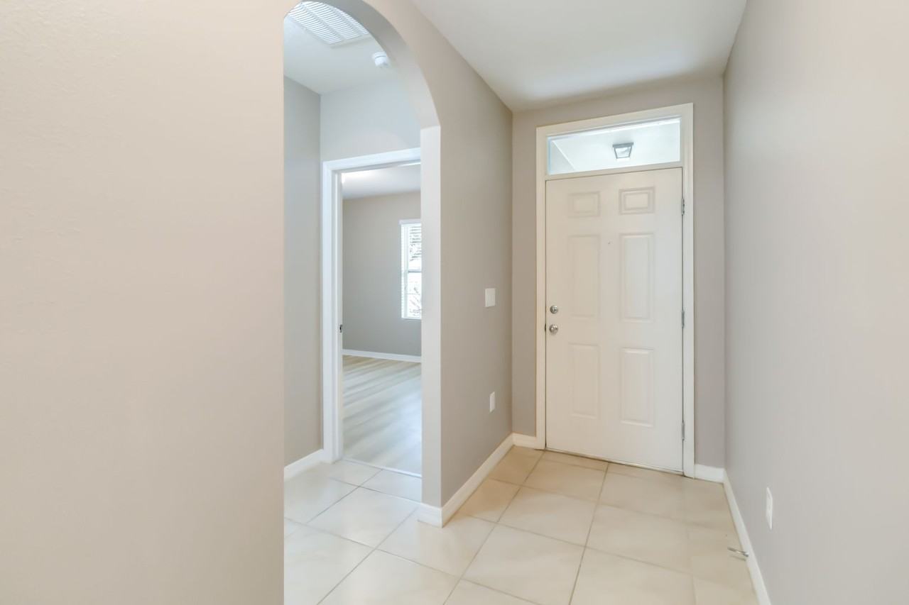 5106 Foxtail Fern Way - Photo 4 of 32