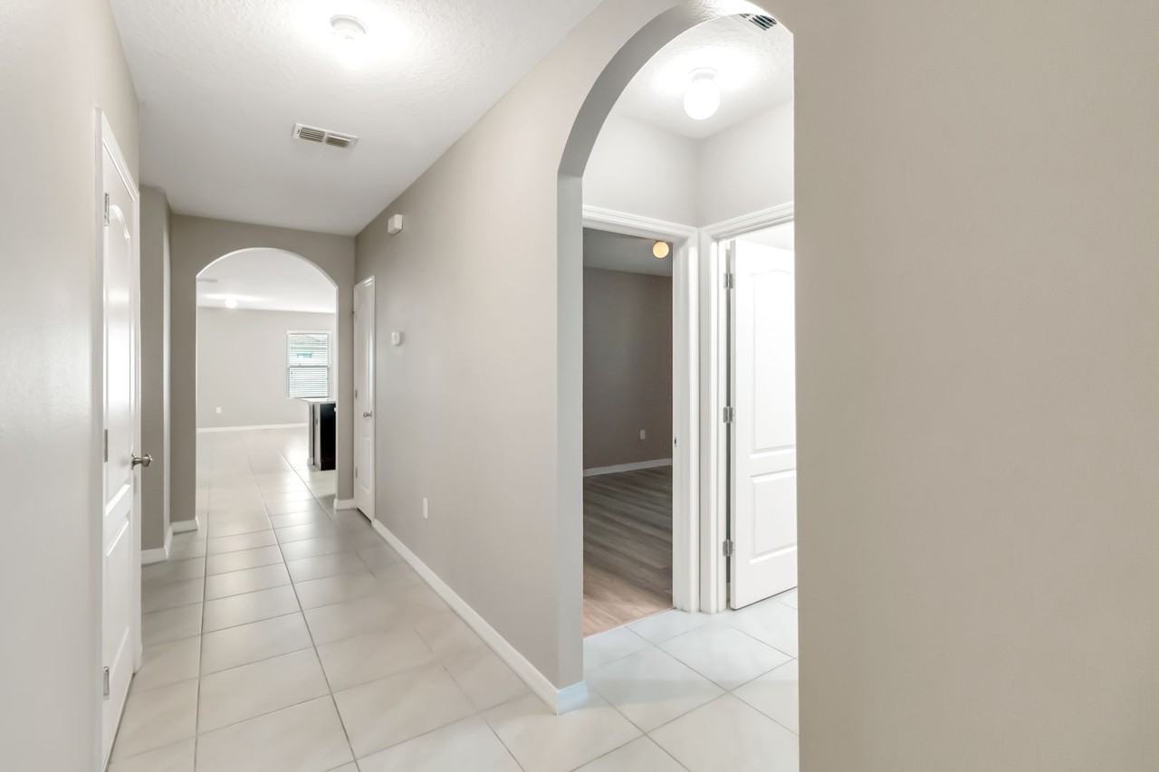 5106 Foxtail Fern Way - Photo 5 of 32
