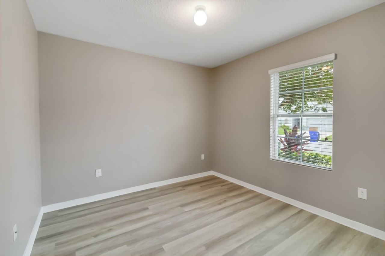 5106 Foxtail Fern Way - Photo 6 of 32