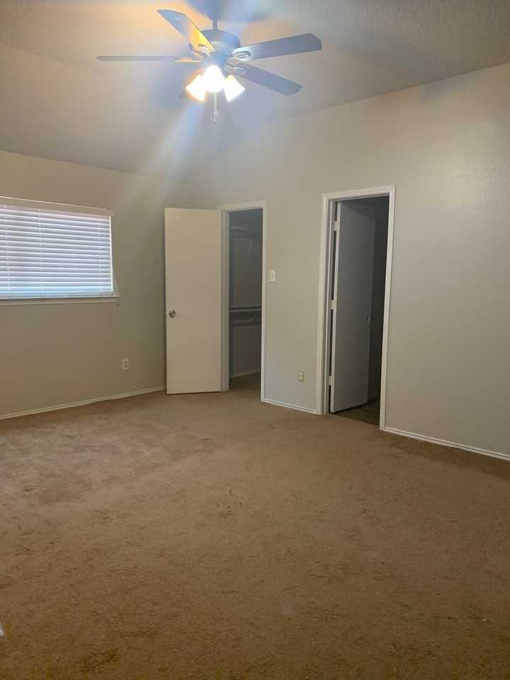 6283 Woodstream Trail - Photo 7 of 13