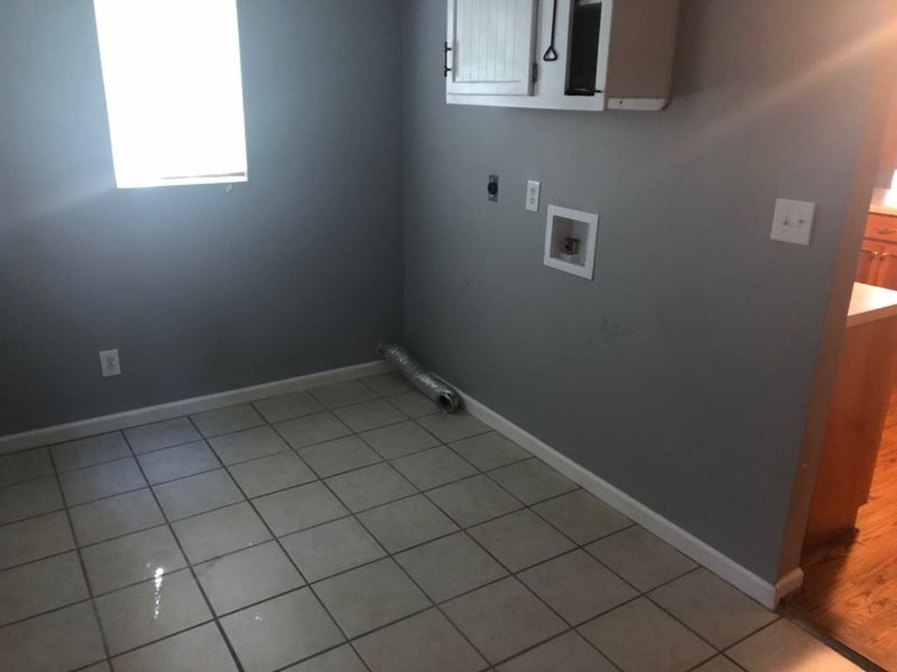 807 Mountain St Nw - Photo 3 of 12
