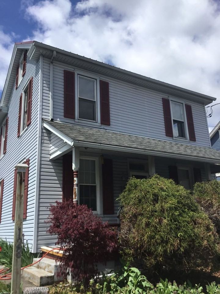 128 S Barbara St - Photo 3 of 25