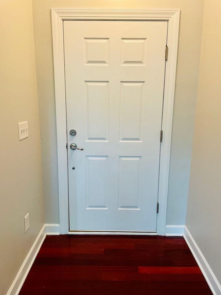 1032 Fairway Ln - Photo 6 of 33