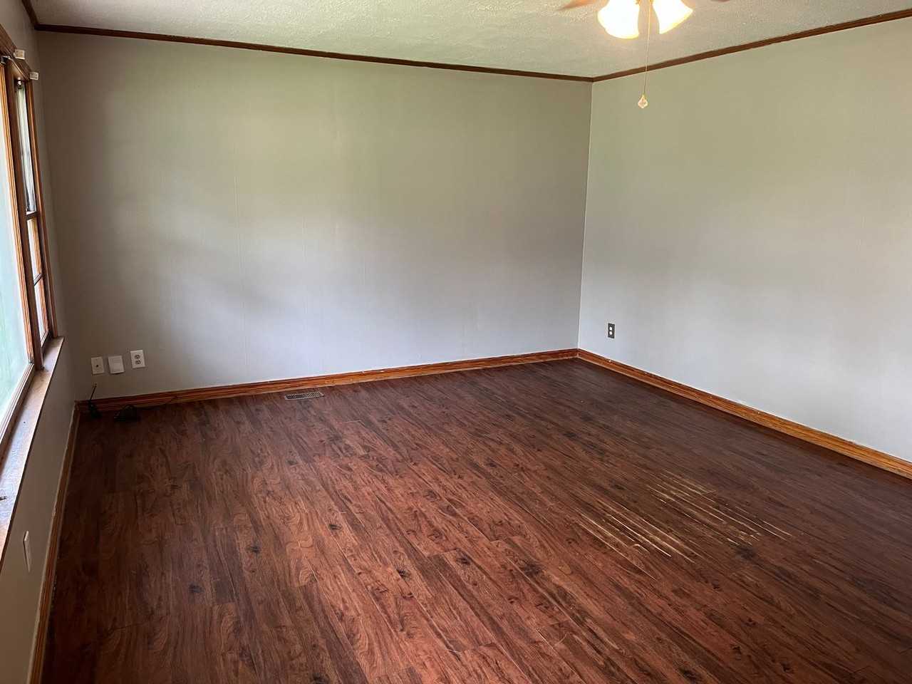 3801 Mary St - Photo 2 of 8