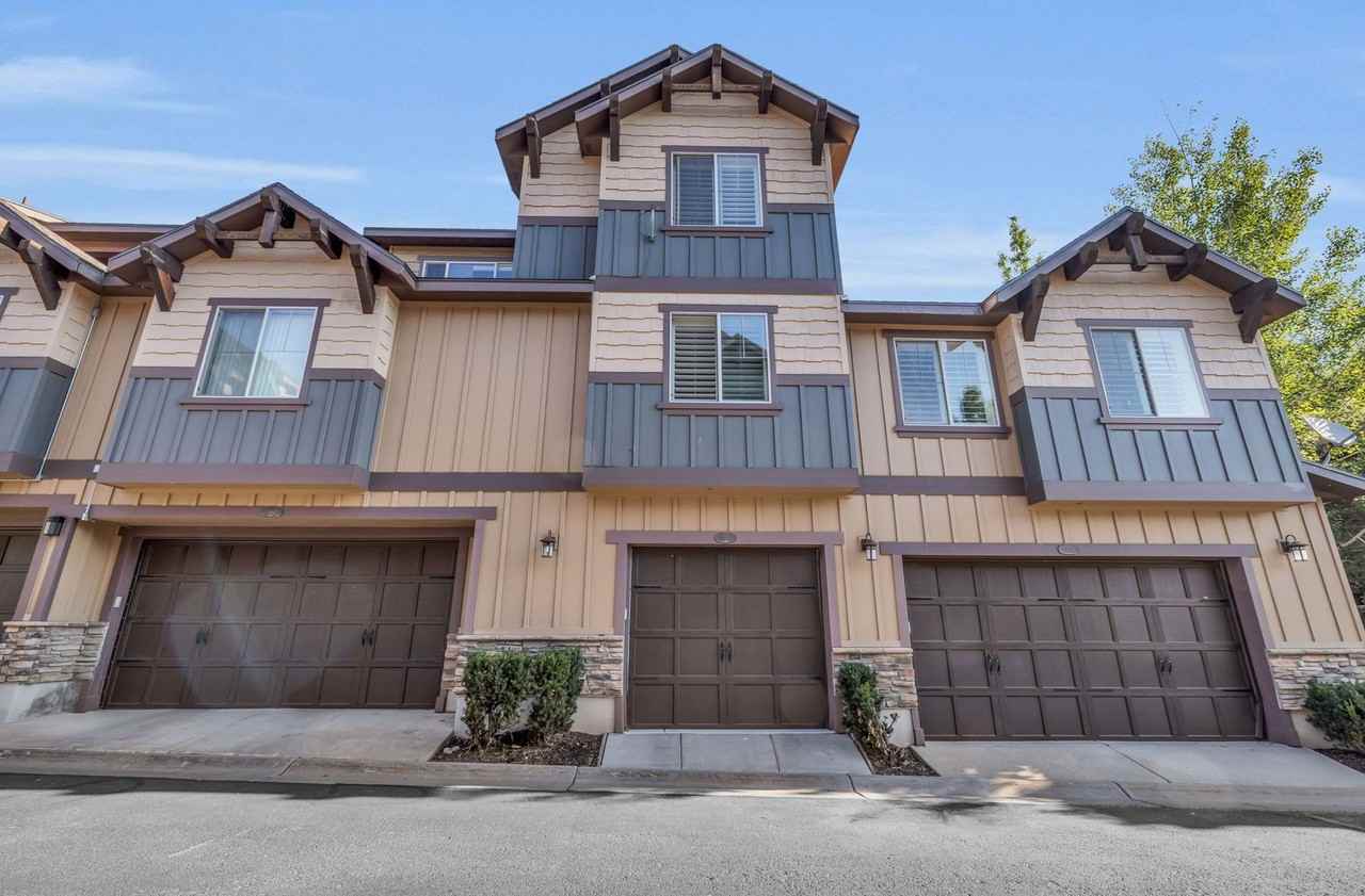 862 W Carving Edge Ct - Photo 2 of 22