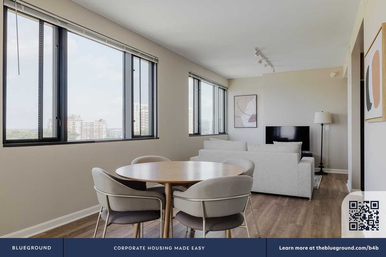 11418 Rockville Pike - Photo 6 of 66