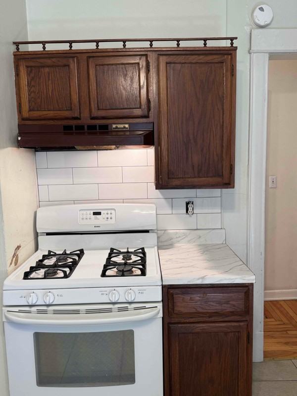 3016 Irving Ave S #B - Photo 2 of 5