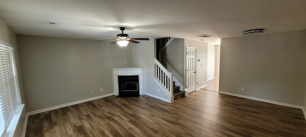 37 Tannenbaum Cir #37 - Photo 3 of 6
