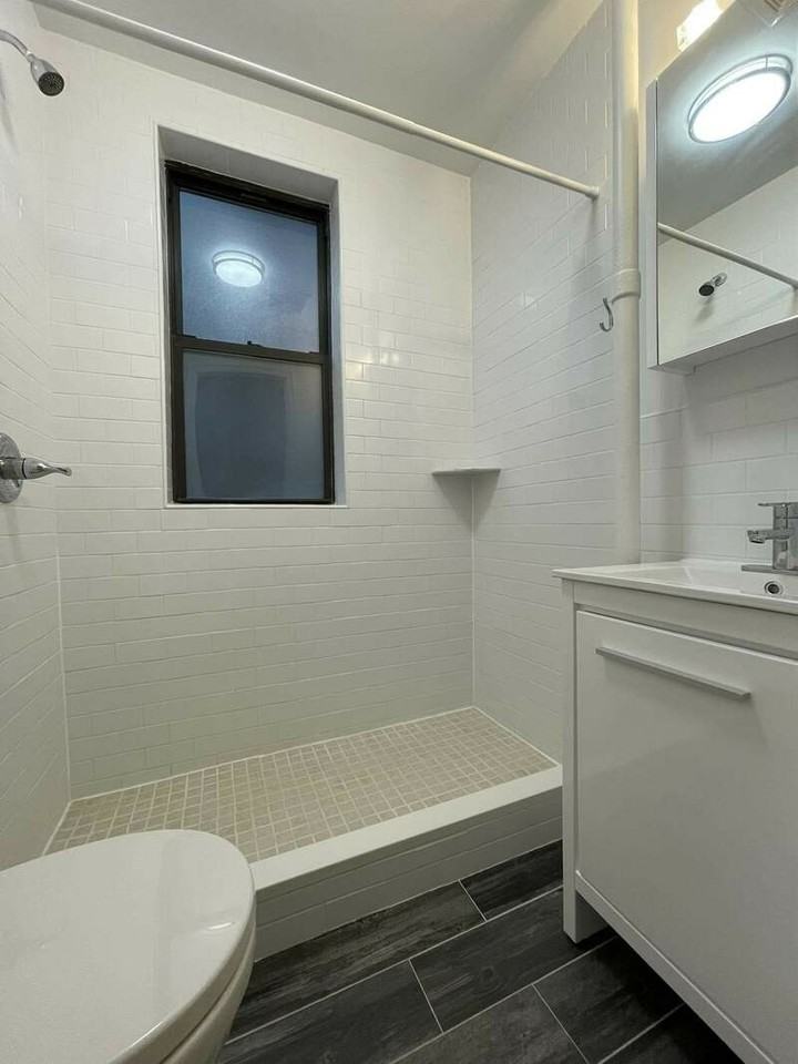 507 East 87th Street #111 - Photo 2 of 15