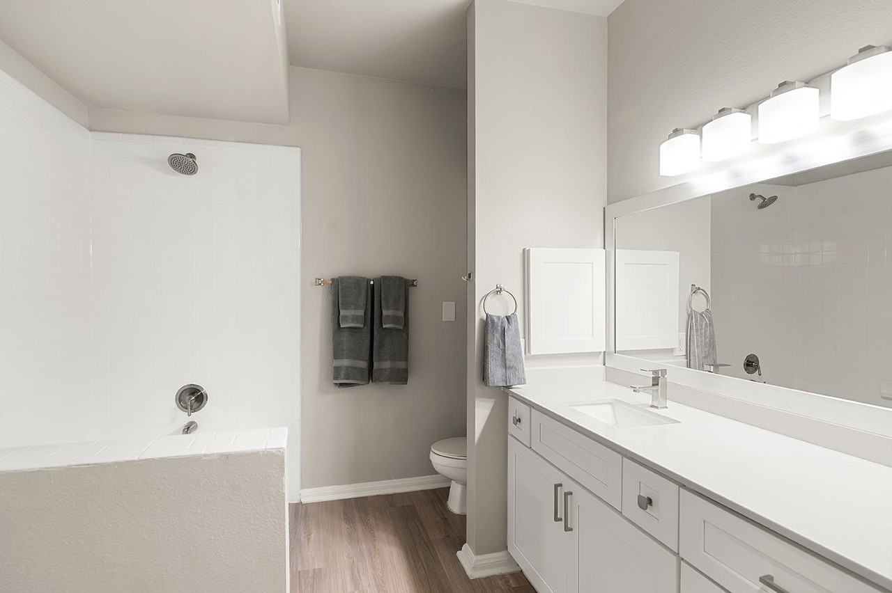 Townhomes of Bent Tree - Photo 5 of 22